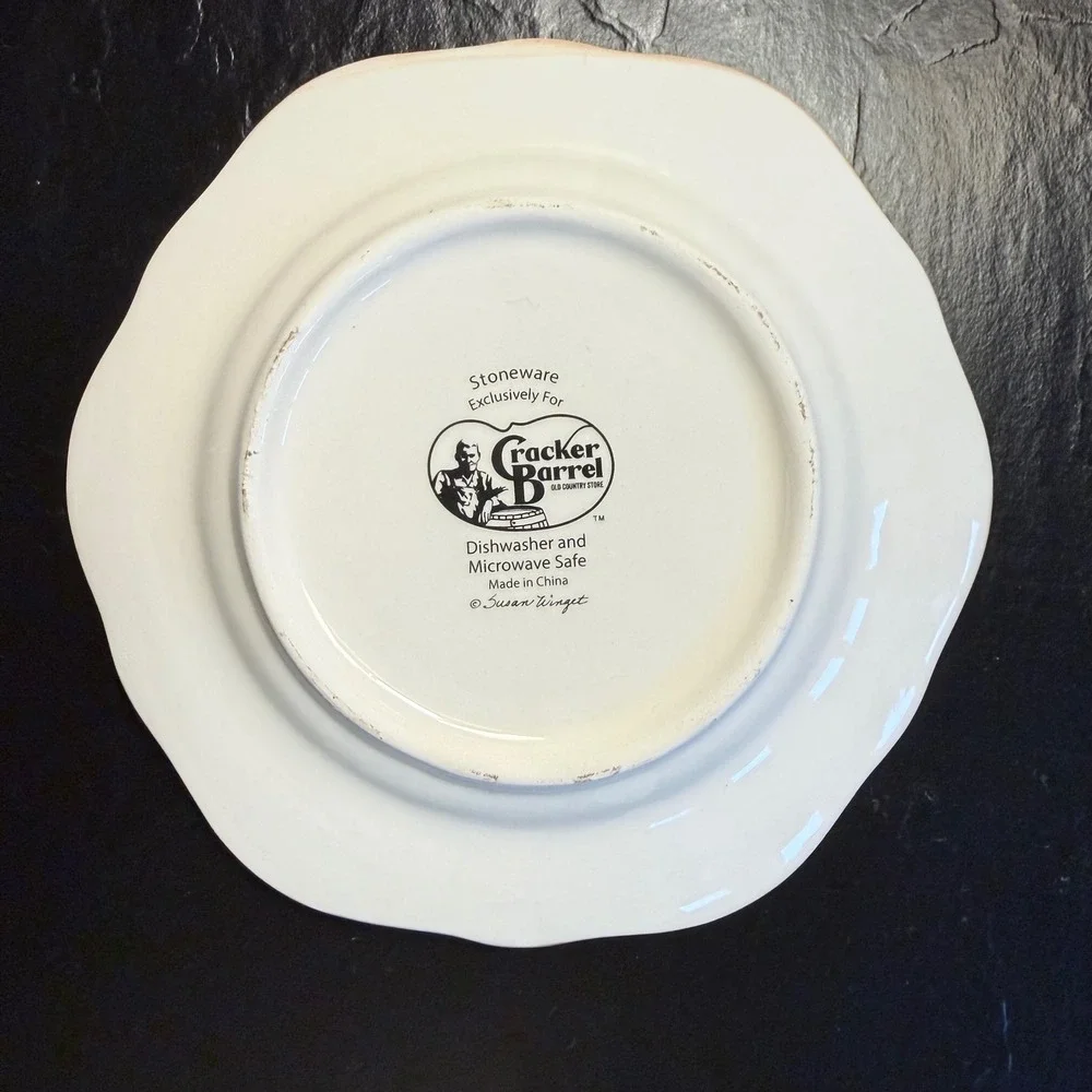 Title Set 4 Susan Winget Cracker Barrel Cardinal Salad Plates Winter Stoneware